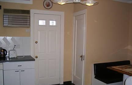 5th image of 1563 E 38th St