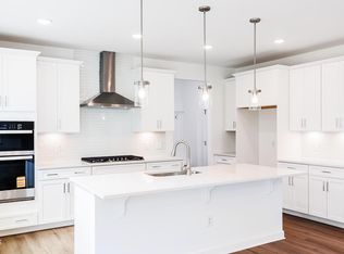 5112 Boylston Dr, Fuquay Varina, NC 27526