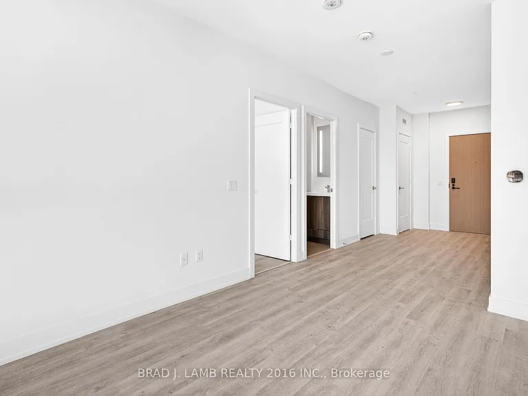 25 Cordova Ave #Penthouse 14 — Photo 8