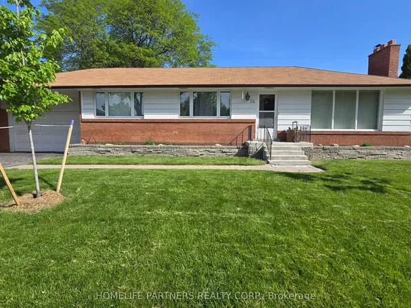 26 Leland Ave, Toronto, ON M8Z 2X7