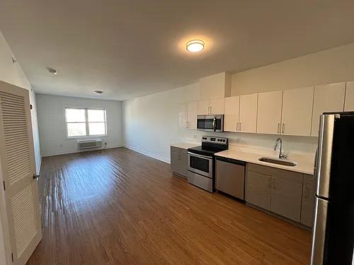 427 Bergen Ave #5 Photo 1