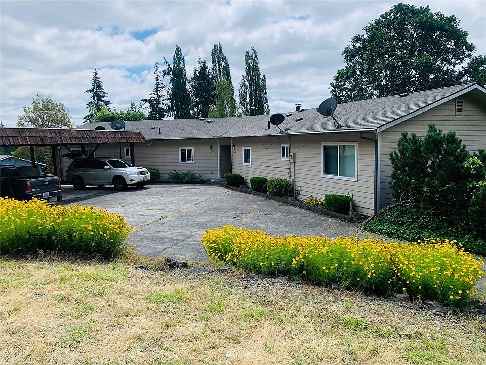 1st image of 440 SE Parkhill Dr