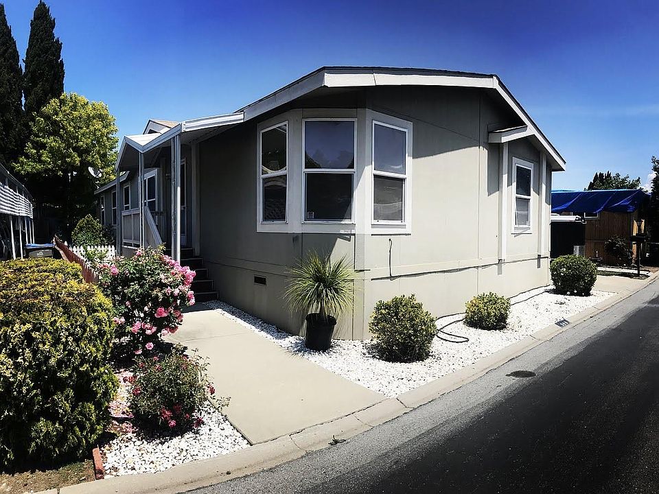 1st image of 399 Southbay Dr #399