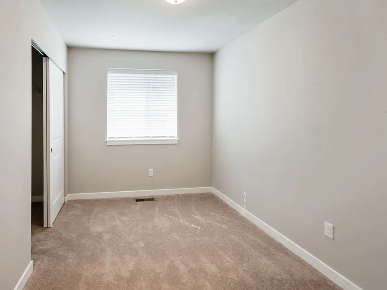8441 63rd St NE — Photo 15