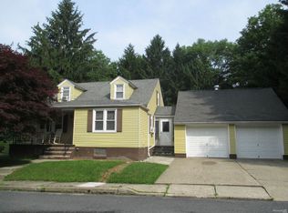556 Liberty St, Wind Gap, PA 18091