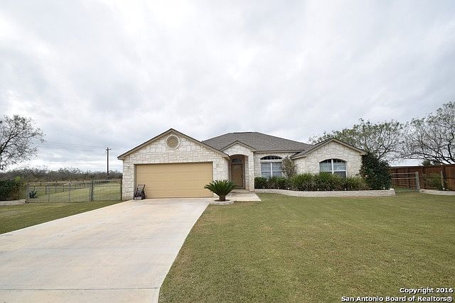 1st image of 202 La Parita Ct