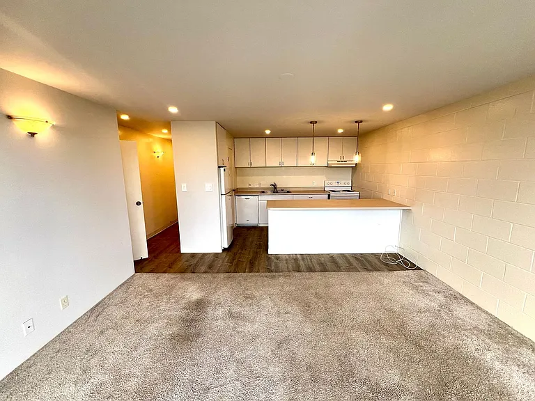 1687 Pensacola St #505 — Photo 17