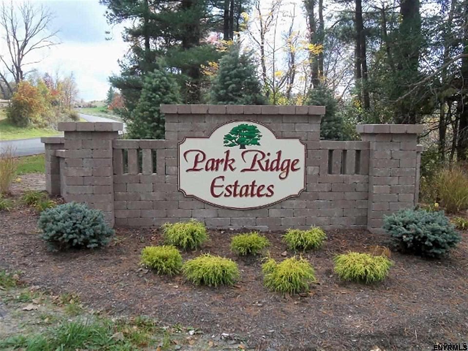 2nd image of 24 Parkridge Dr