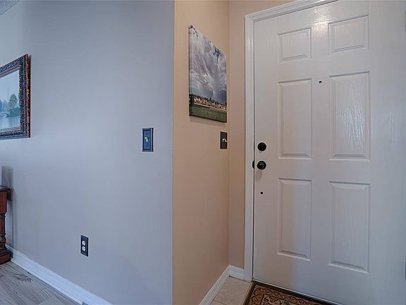 3rd image of 7608 SE 171st Sun Valley Pl