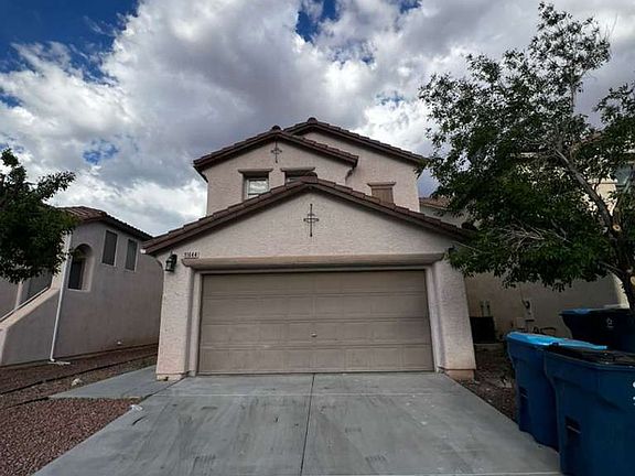 2nd image of 11644 Stivali St