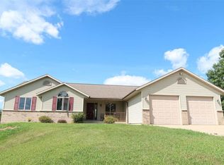 W3720 County Highway B, Rio, WI 53960