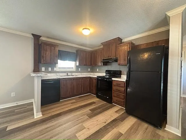 2 bed, 1.0 bath, 768 sqft, $1,750 — Photo 2