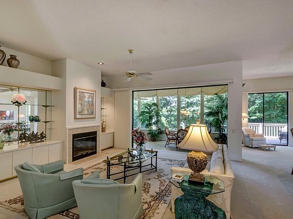 4th image of 8650 Winding Ln