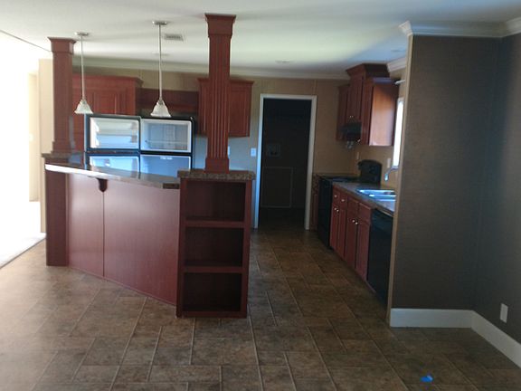 5th image of 17845 SE 90th St