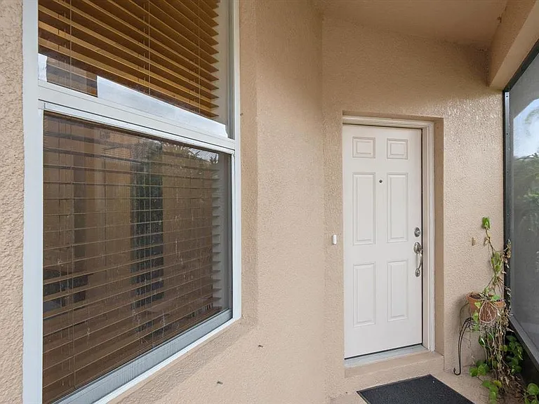 8326 Summer Greens Ter — Photo 37
