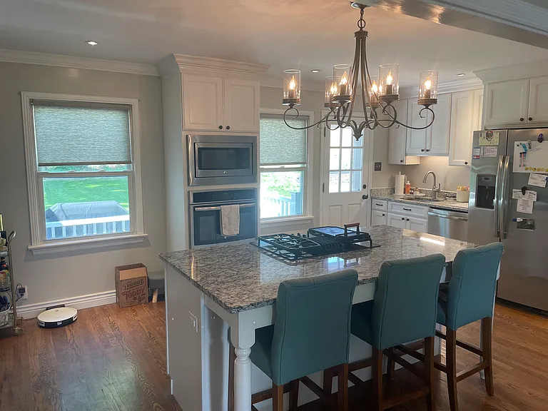 6936 Ravenscroft Dr — Photo 12