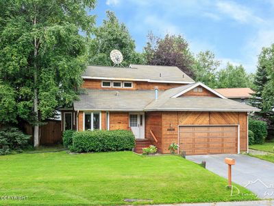 8035 Summerset Dr, Anchorage, AK, 99518