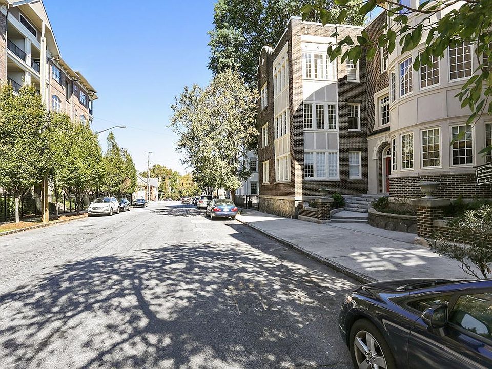 Exterior shot of Myrtle Street