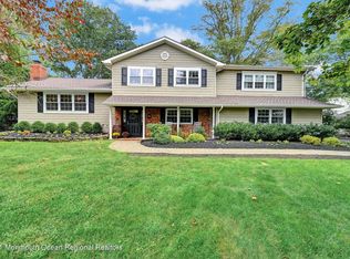 12 Esshire Dr, Middletown, NJ 07748