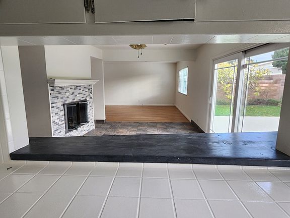 4th image of 2028 W 236th St