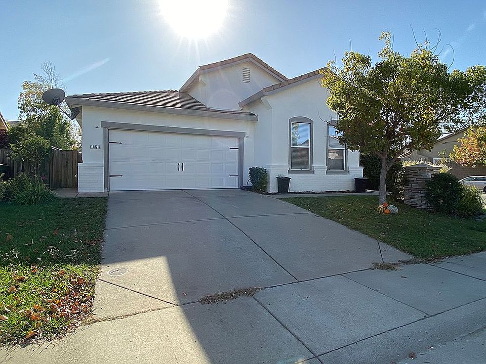 1st image of 1451 Bayberry Ln