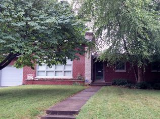 1950 Pershing Rd, Lexington, KY 40504