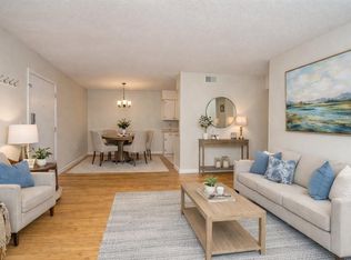 1402 Camp Rd APT 5E, Charleston, SC 29412