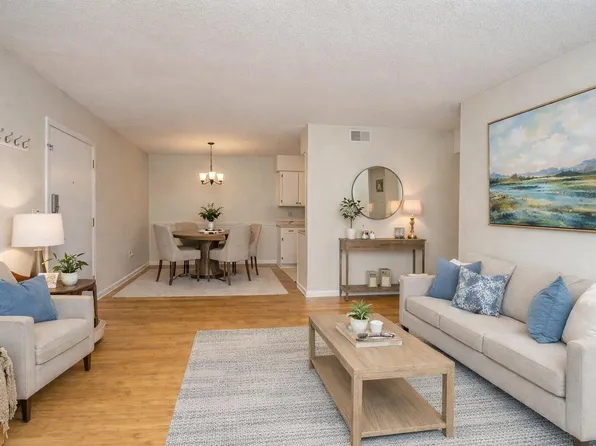 1402 Camp Rd APT 5E, Charleston, SC 29412