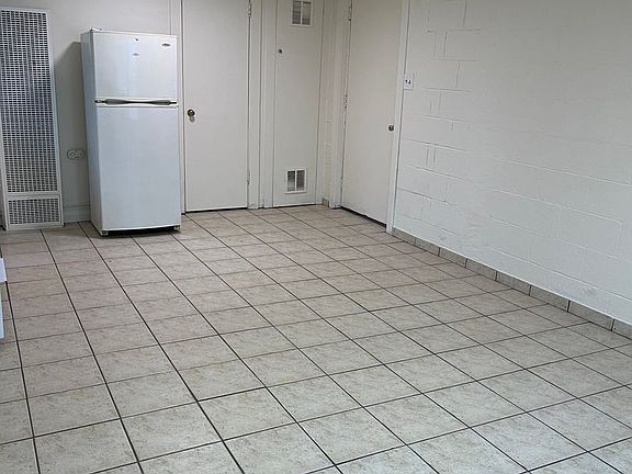 5th image of 133-135 N Choctaw Ave #135-04