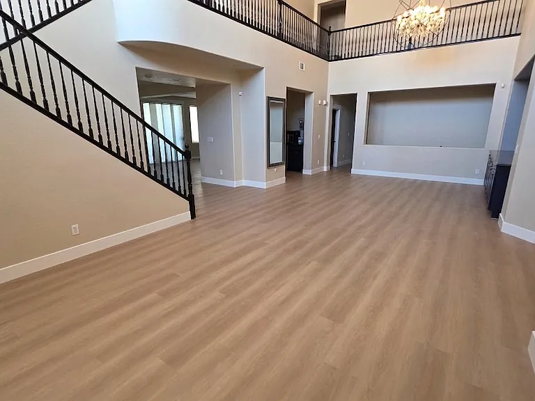 9532 Staff Ln — Photo 5