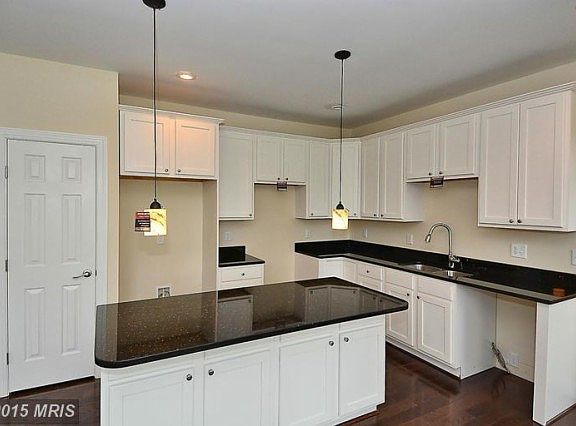 5th image of 18261 Woodland Dr