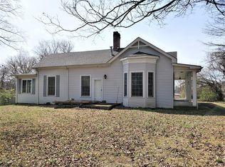 116 Cross St S, Rogersville, TN 37857