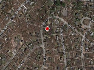 210 Jones Rd, Marstons Mills, MA 02648