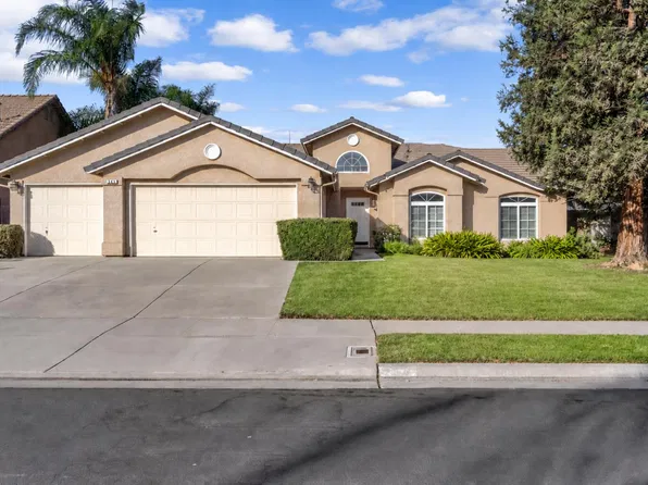 349 S Thomas Ave, Kerman, CA 93630