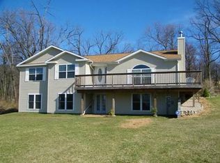 1021 Jackson Square Rd, Spring Grove, PA 17362
