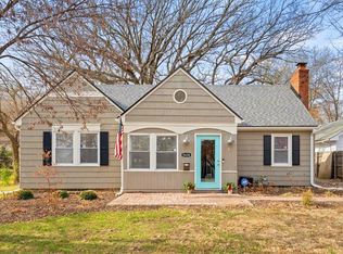 5436 Reeds Rd, Mission, KS 66202