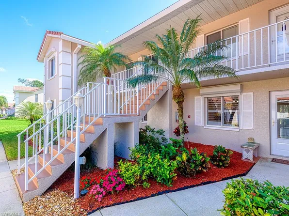 6700 Dennis Cir APT 102, Naples, FL 34104