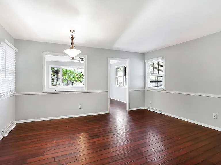 9803 Lakewood Dr W — Photo 18