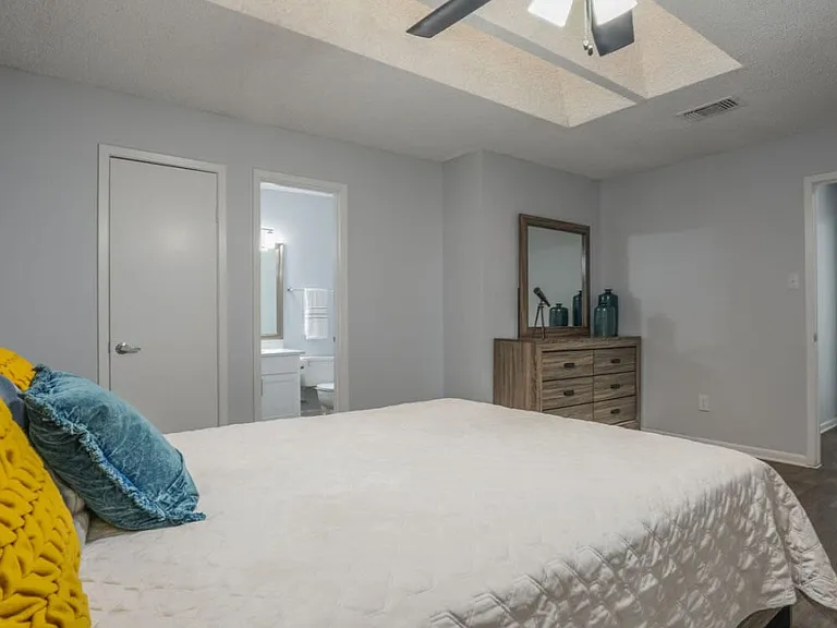 Lakebridge Townhomes — Photo 10