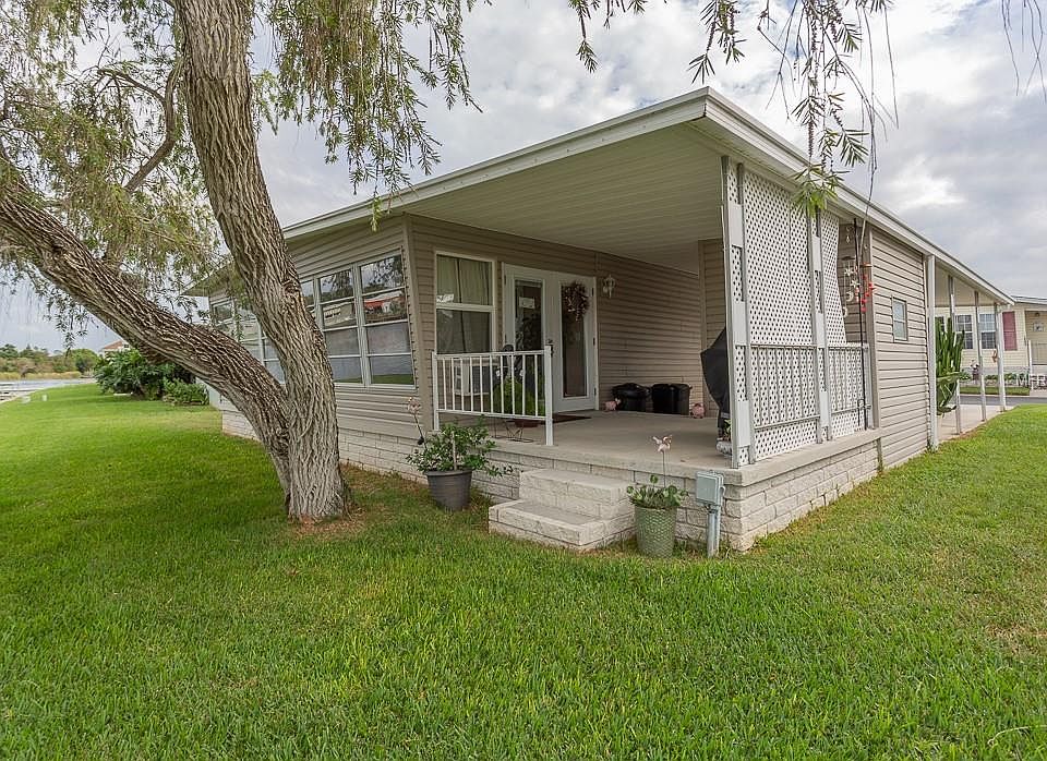 1st image of 10228 Paradise Dr #194