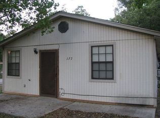 137 N Ringgold St, West Columbia, TX 77486