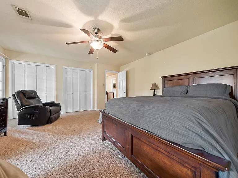 112 Leigh Cir — Photo 26
