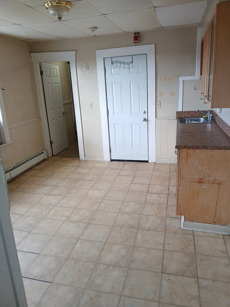 Building Photo - 317 Grove St #3F