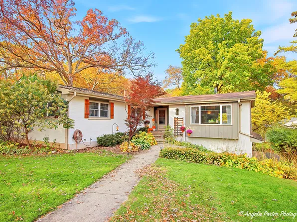 7103 Johnsburg Rd, Spring Grove, IL 60081