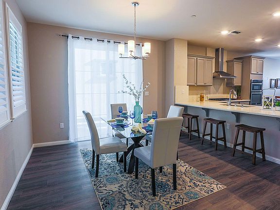 Dining room / Kitchen