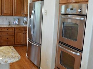 1045 Skylight Vw, Colorado Springs, CO 80906