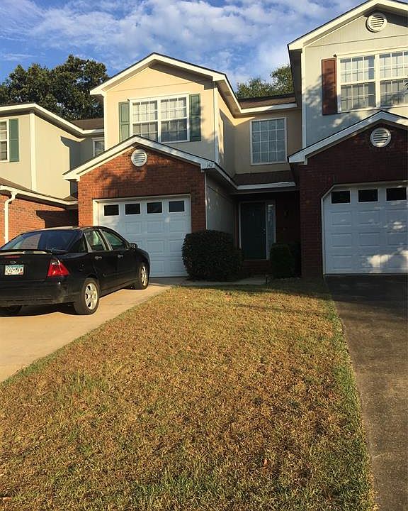 2nd image of 142 Woodmere Dr