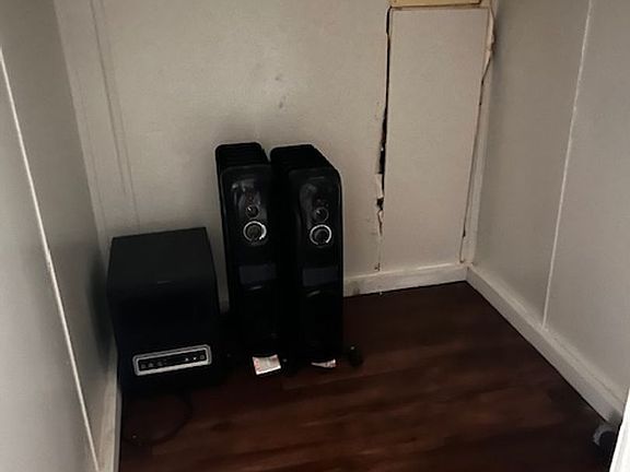 5th image of 98 Casora Dr