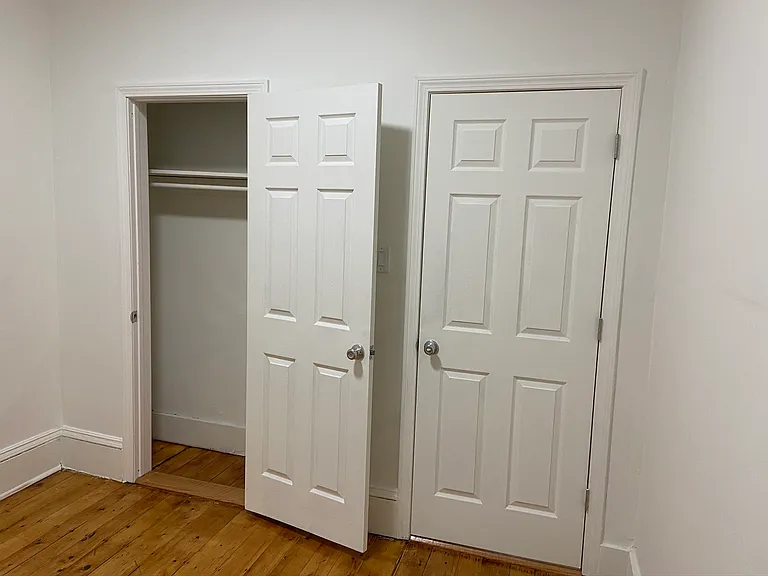 252 Windsor St #3A — Photo 9