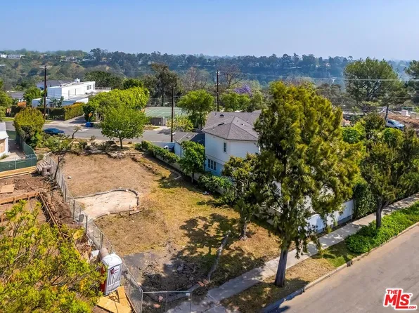 865 Chautauqua Blvd, Pacific Palisades, CA 90272